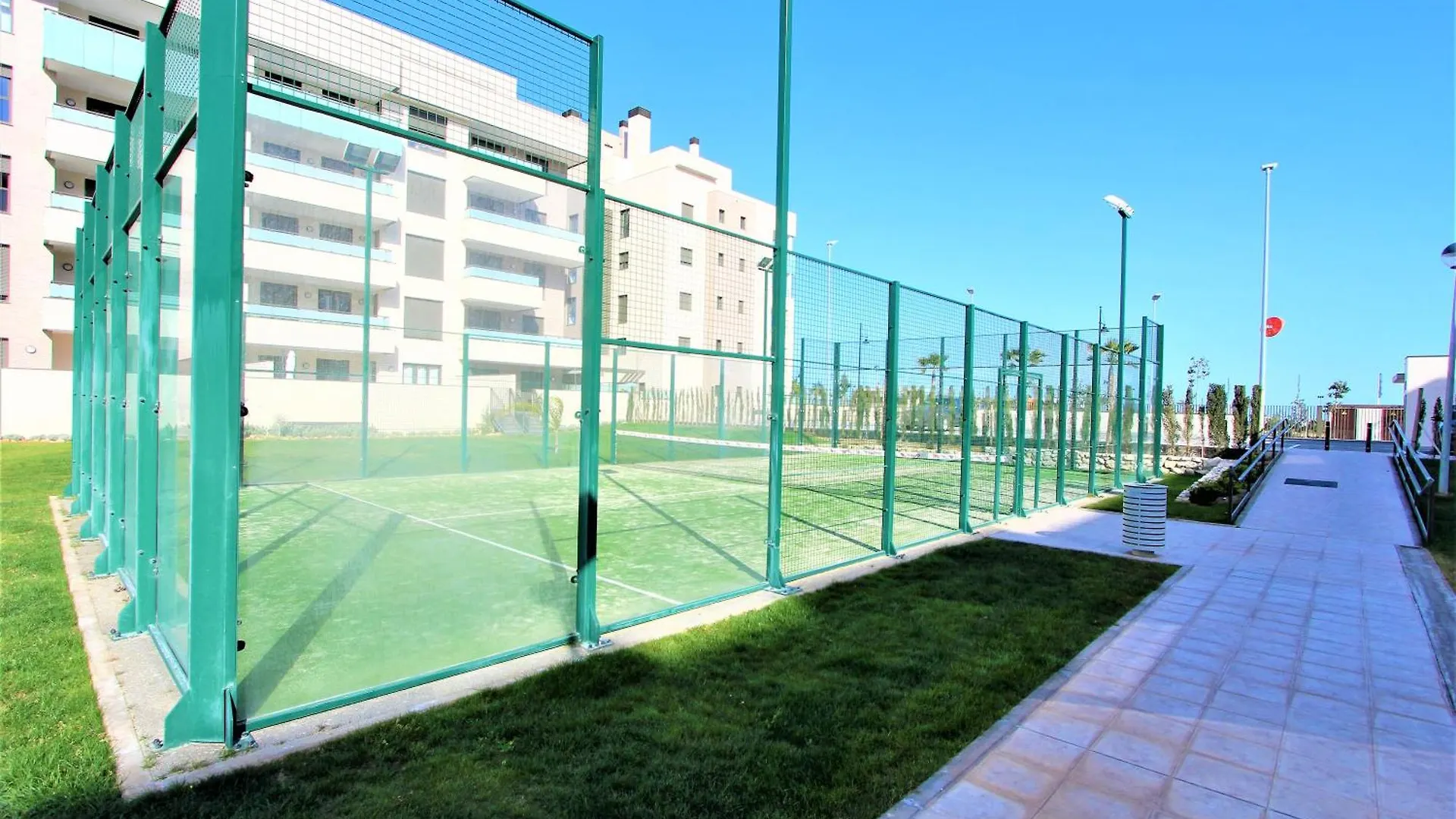 Los Alamos Playa, Piscina, Parking Y Padel Torremolinos 0*,